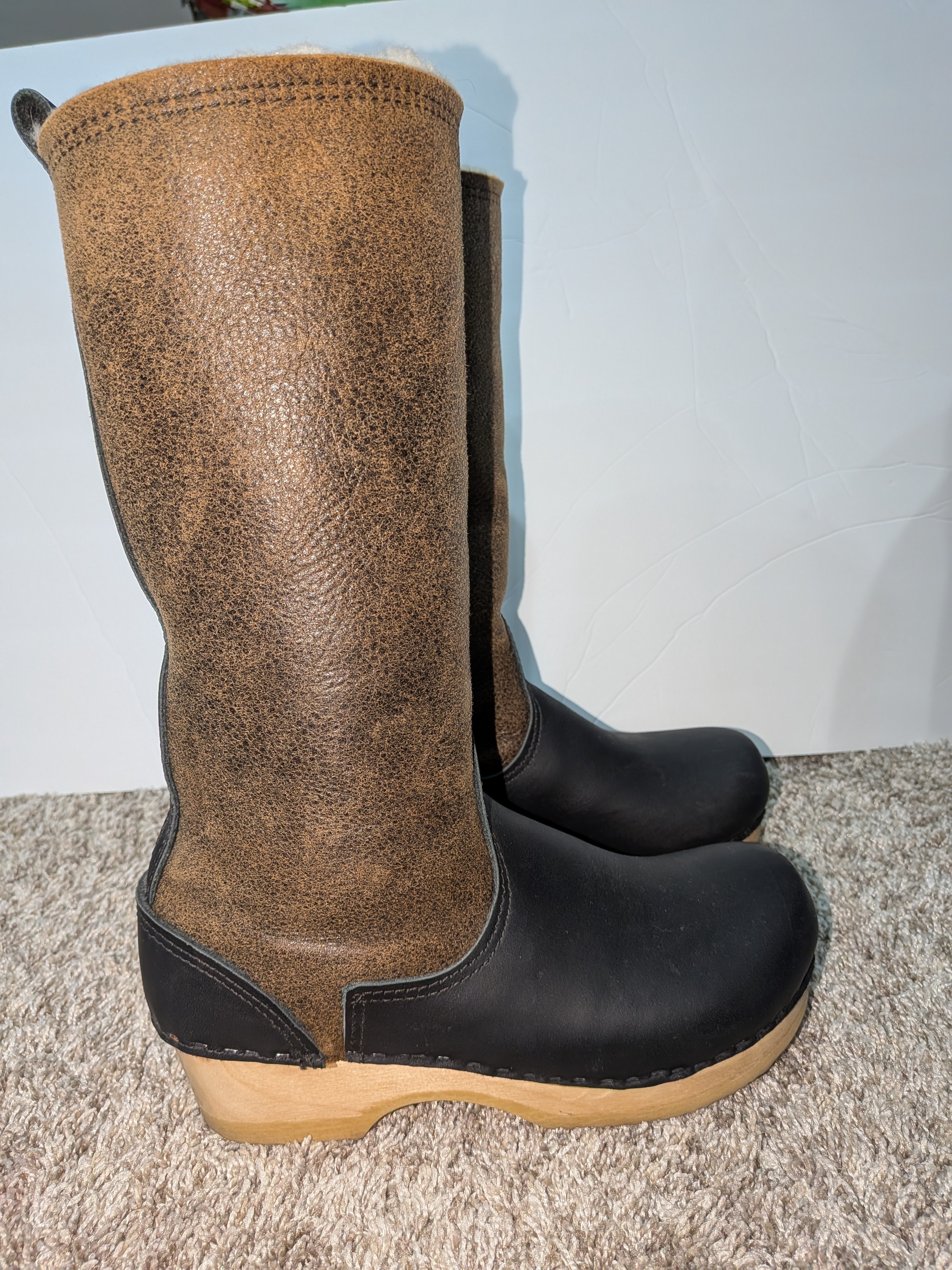 Women's Two-Tone Leather Calf Clog Boots - Brown/Black